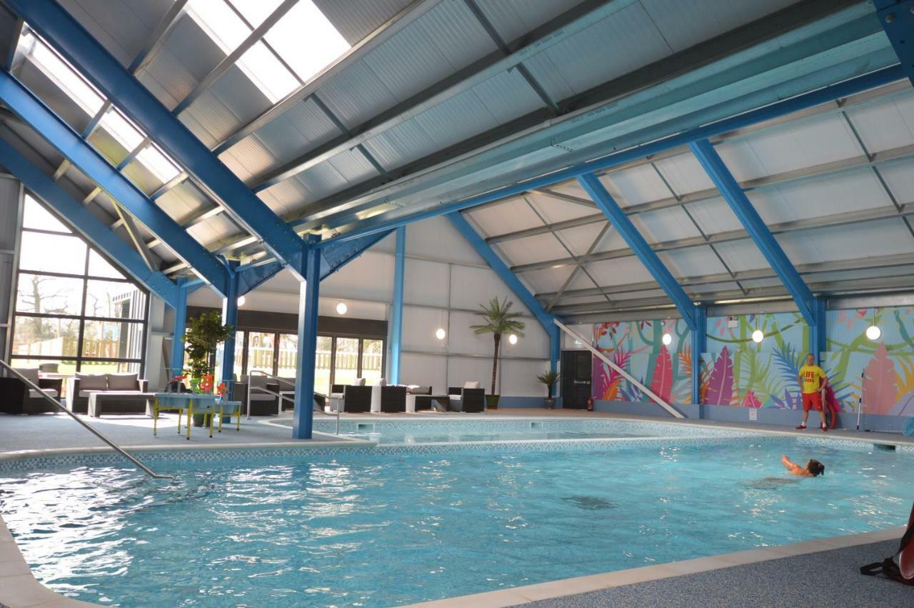 Camping Pods, Carlton Meres Holiday Park Rendham Eksteriør bilde